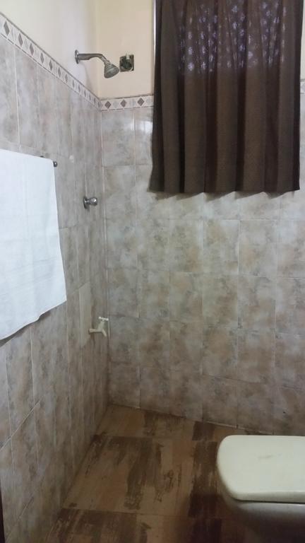 Noahs Ark Transit Stay Moratuwa Buitenkant foto